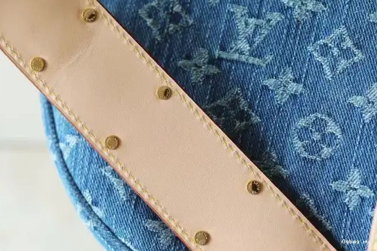 LOUIS Croissant MM VUITTON 0516